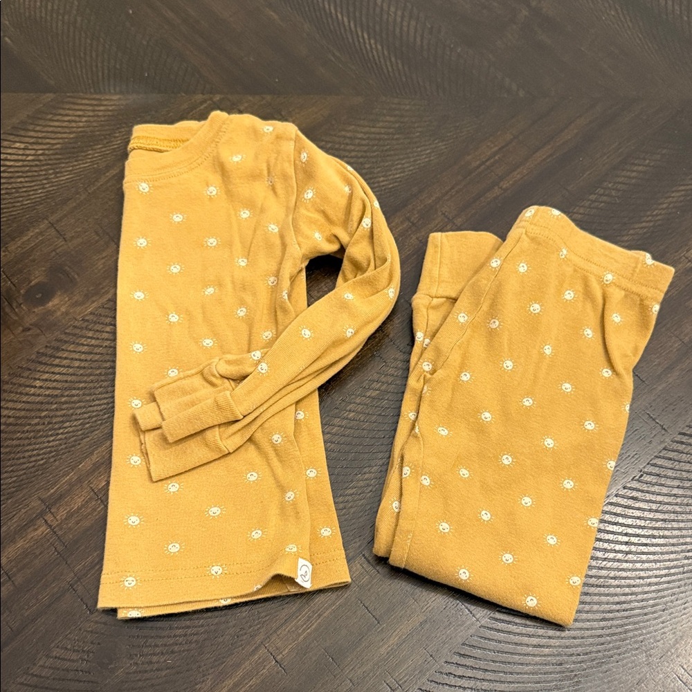 Carter’s Just One You Sunshine 2 Piece Set Pajamas - 3T